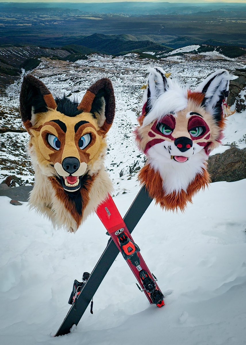 Hit up the ski area boundary today, turns out they don't have any big buckets of soup.

Me when I enter the 'having no big buckets of soup competition', and my competition is the ski area boundary.

📷 <a href="/AyVex_/">Vex🐾</a> 
🗣 <a href="/Fluff_GR/">Fluff 🎾</a> 
#FursuitFriday