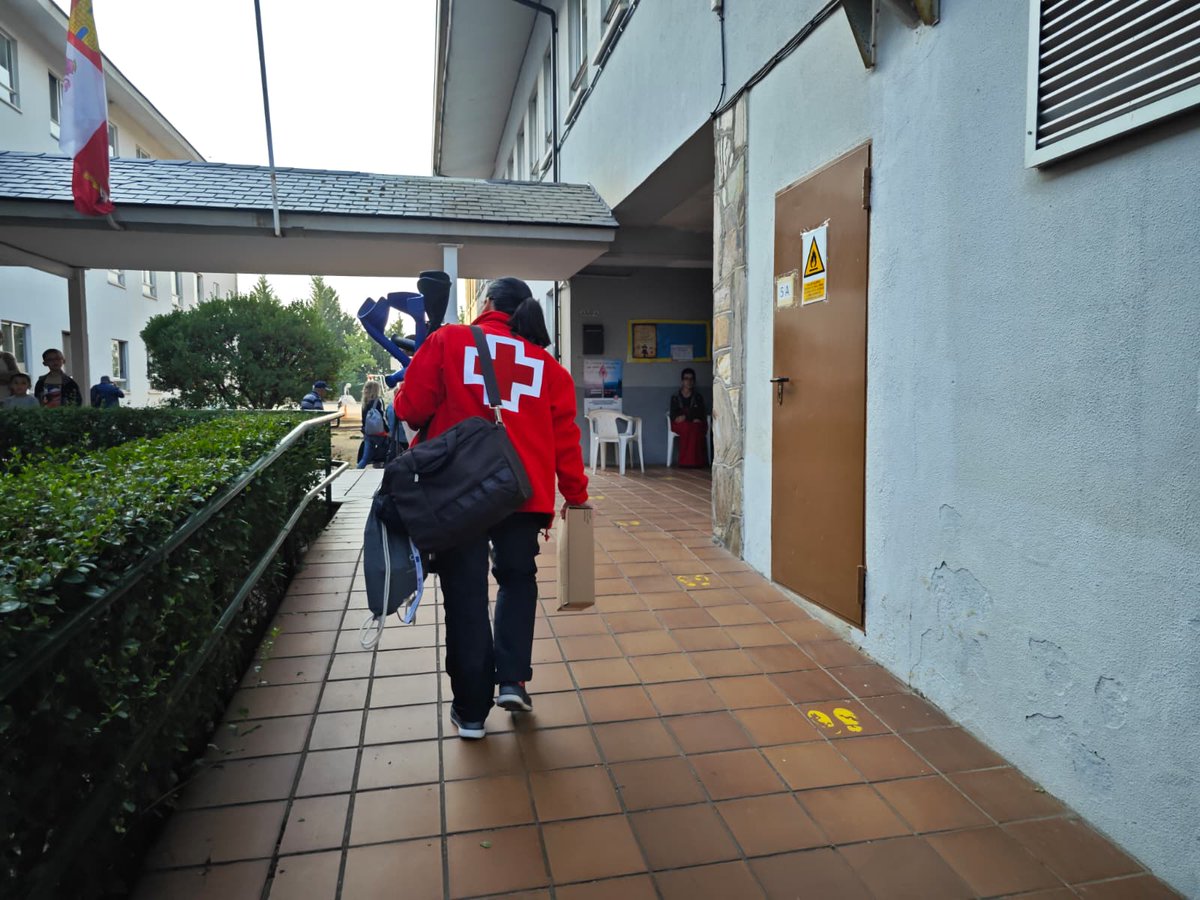 Incendios en España (actualización de nuestra actuación a las 13:00 h):

Castilla y León:
Mantenemos operativos los equipos de albergue en Zamora (Castromil y Sanabria) y León (La Bañeza y Astorga), con más de 350 personas todavía albergadas. 

Extremadura:
En Cáceres (Jarilla),