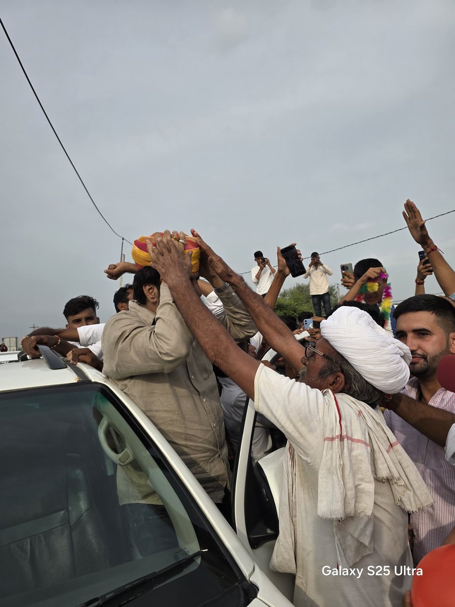 कल भोपालगढ़ विधानसभा क्षेत्र के बुचेटी व सेवकी खुर्द गांव में स्थानीय ग्रामीणों ने स्वागत किया |