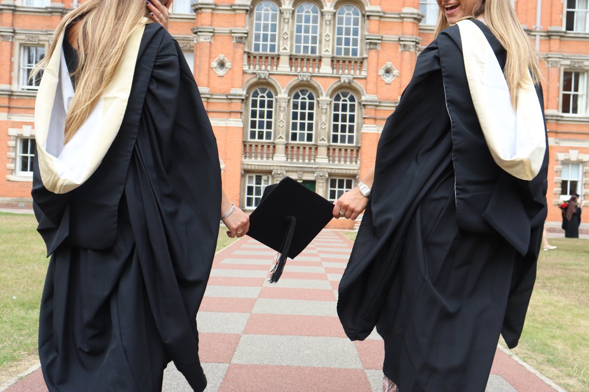 Royal Holloway Alumni tweet media