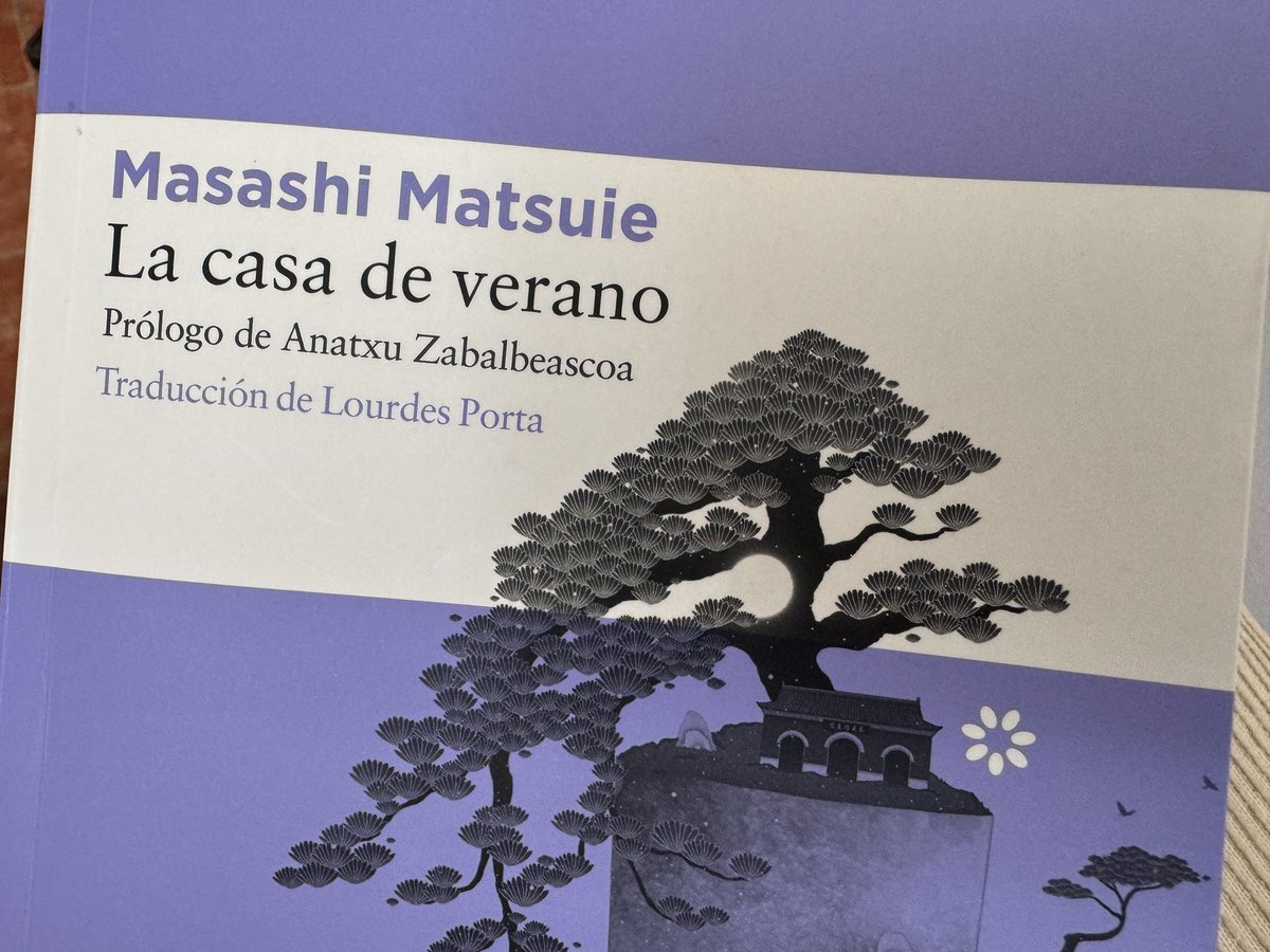 Acabo de empezar la novela, y ya sólo el prólogo de <a href="/anatxuz/">Anatxu Zabalbeascoa</a> te enamora…