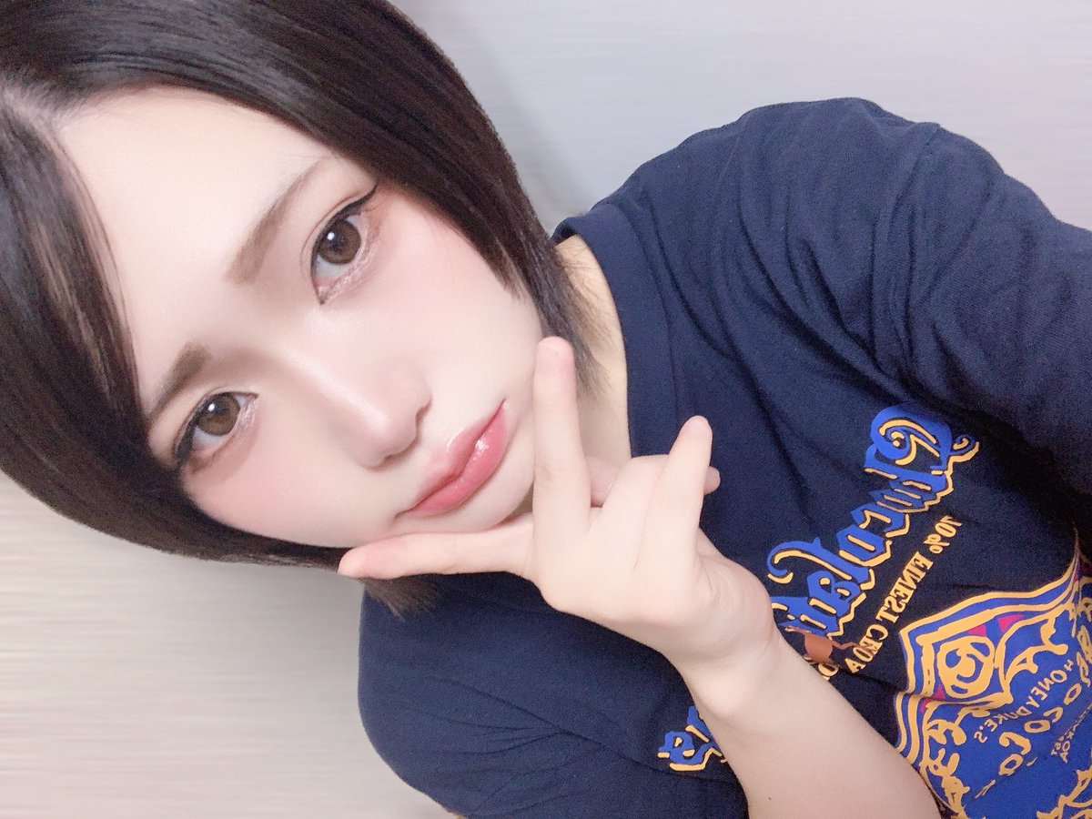 手術おわーー！！！

短い距離歩くので精一杯！！！！！！！！
全然痛いじゃん！！
早く美味しいもの食べたい😮‍💨😮‍💨😮‍💨
写真これしか無かった(  ˙º˙  )

一応9月からマカロンいるつもりですので何卒！