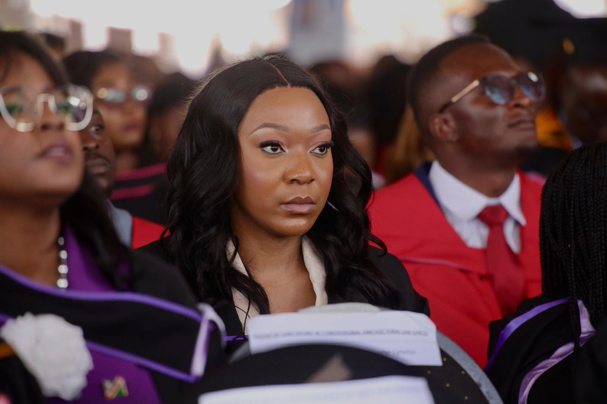 How many likes for these graduates?

#Education5.0