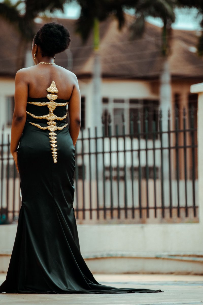 richmond_addy's tweet photo. The Sculptural Silhouette*: Striking as the Israeli gold scorpion, this creation in sleek black satin embraces the body in a bold mermaid form, unleashing a golden flare kissed with intricate beaded lace — a fusion of danger, beauty, and elegance.

#addyselpieces https://t.co/k4NNi5Ck56
