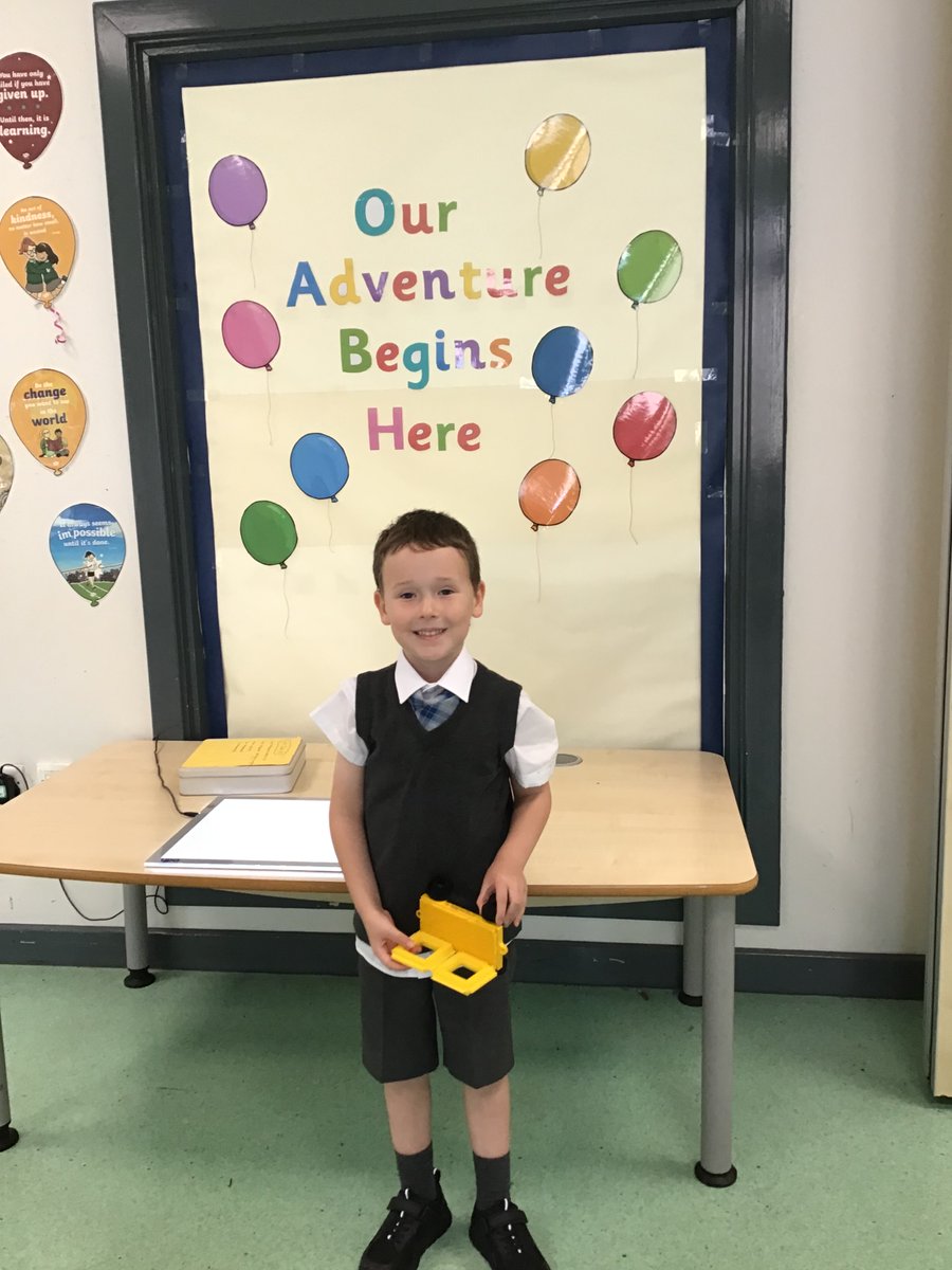 Miss Macfarlane tweet media