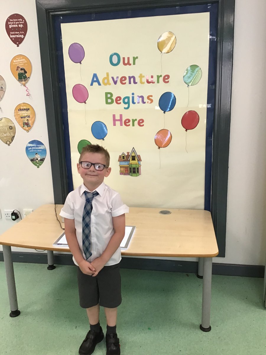 Miss Macfarlane tweet media