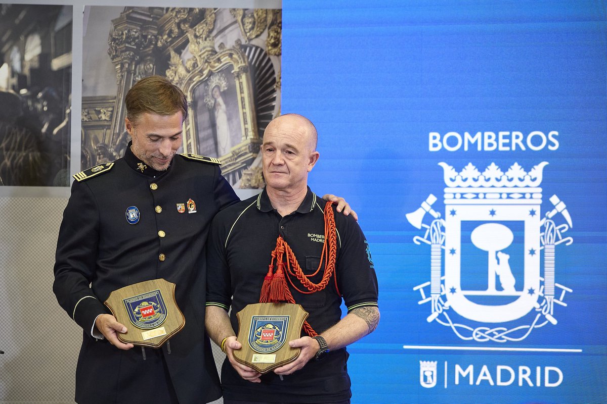Las Palomas de Bronce de Bomberos distinguen este año a Alfredo Vaquerizo, Madrid Salud y Matías Prats. Enhorabuena a los premiados y gracias por su entrega y compromiso con Madrid. 

También, en estos días, nuestro apoyo y gratitud a los bomberos que combaten los incendios que