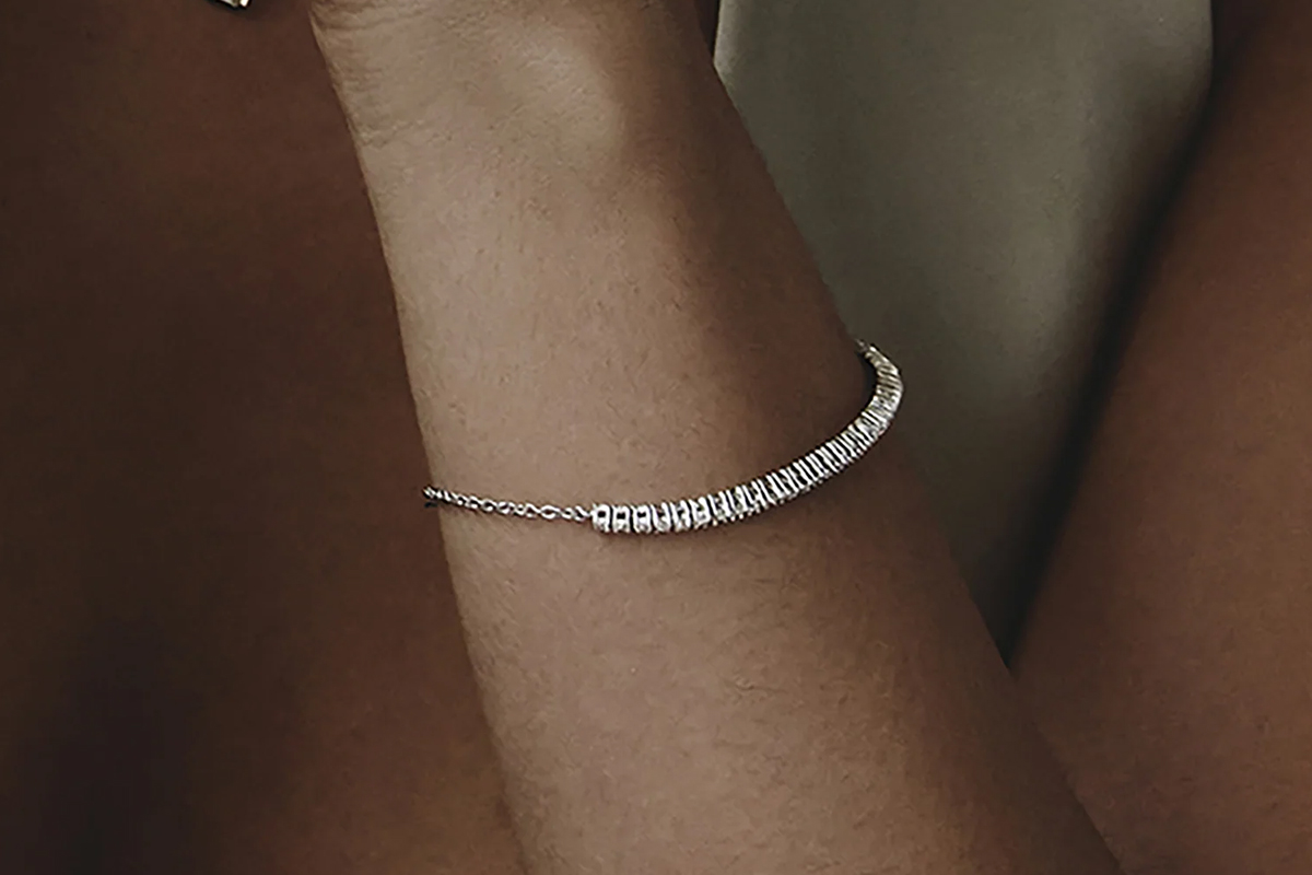 PL RT Win a a lab-grown tennis bracelet, worth £399, from The Diamond Store #win #giveaway #competition bit.ly/41A4fYH