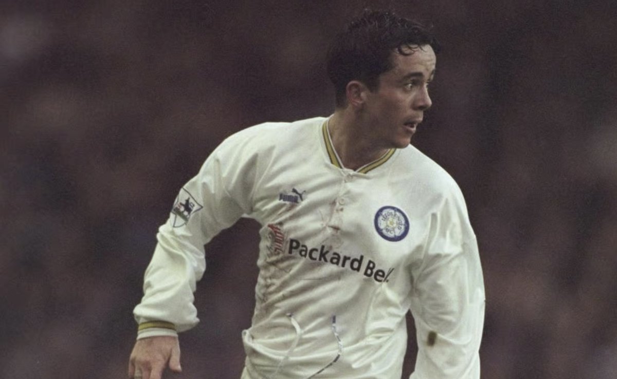 LUFCDATA's tweet photo. Gary Kelly holds the club record for the most Premier League appearances for Leeds, having played 325 top flight matches for the club between 1993 and 2004.
https://t.co/sbxOfiIPd1 | #LUFC https://t.co/8T0b7kkCwG