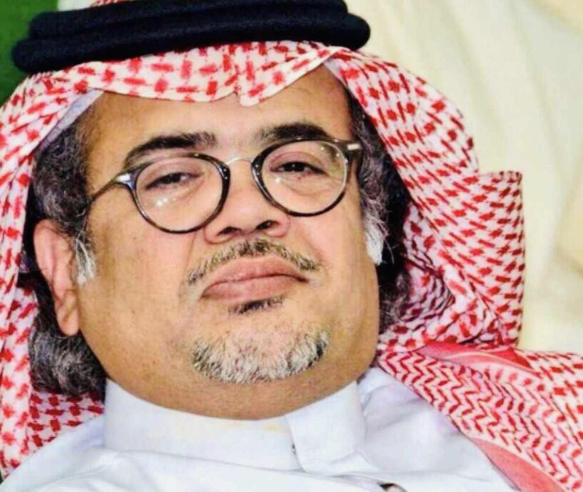 اللهم في يوم الجمعةأمّنه في داره حتى يلّقاك وصبحّه و مسه برحمّتك ورضاك .اجعله اللهُم في كل دقيقةٍ يبشر ببشائر رحمتك ومغفرتك ورضوانك يا أرحم الراحمين . اللهم آنس وحشته وأنِر داره وإجعل الفردُوس الأعلى من الجنة جزاءً له يارب العالمين .🙏الصديق الغالي 
محمد الهلالي