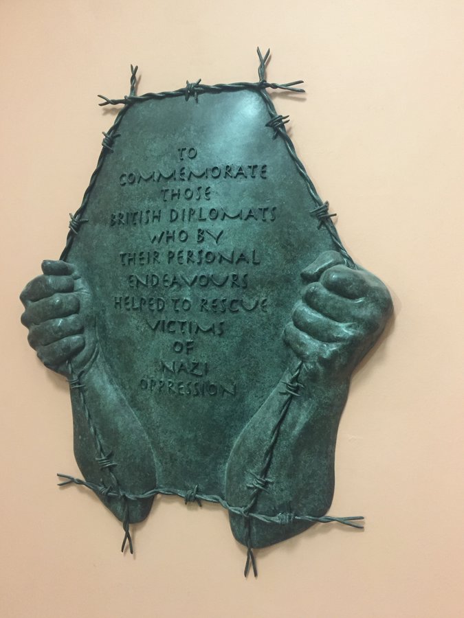 A plaque at the Foreign Office in London honouring the diplomats and spies who heroically saved Europe’s Jews during the 1930s: