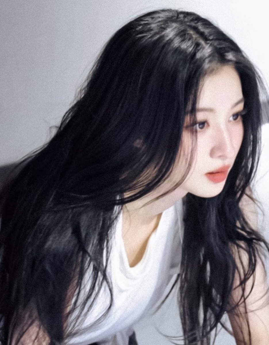 Allcbizmelons's tweet image. 🍉Youku’s Costume Drama “金银错”

Adapted from novel of same name by You Sijie

Starring: #WangChuran, #LiYunrui

Director: Lu Hao Ji Ji (The Double, Moonlit Reunion)

#CDrama