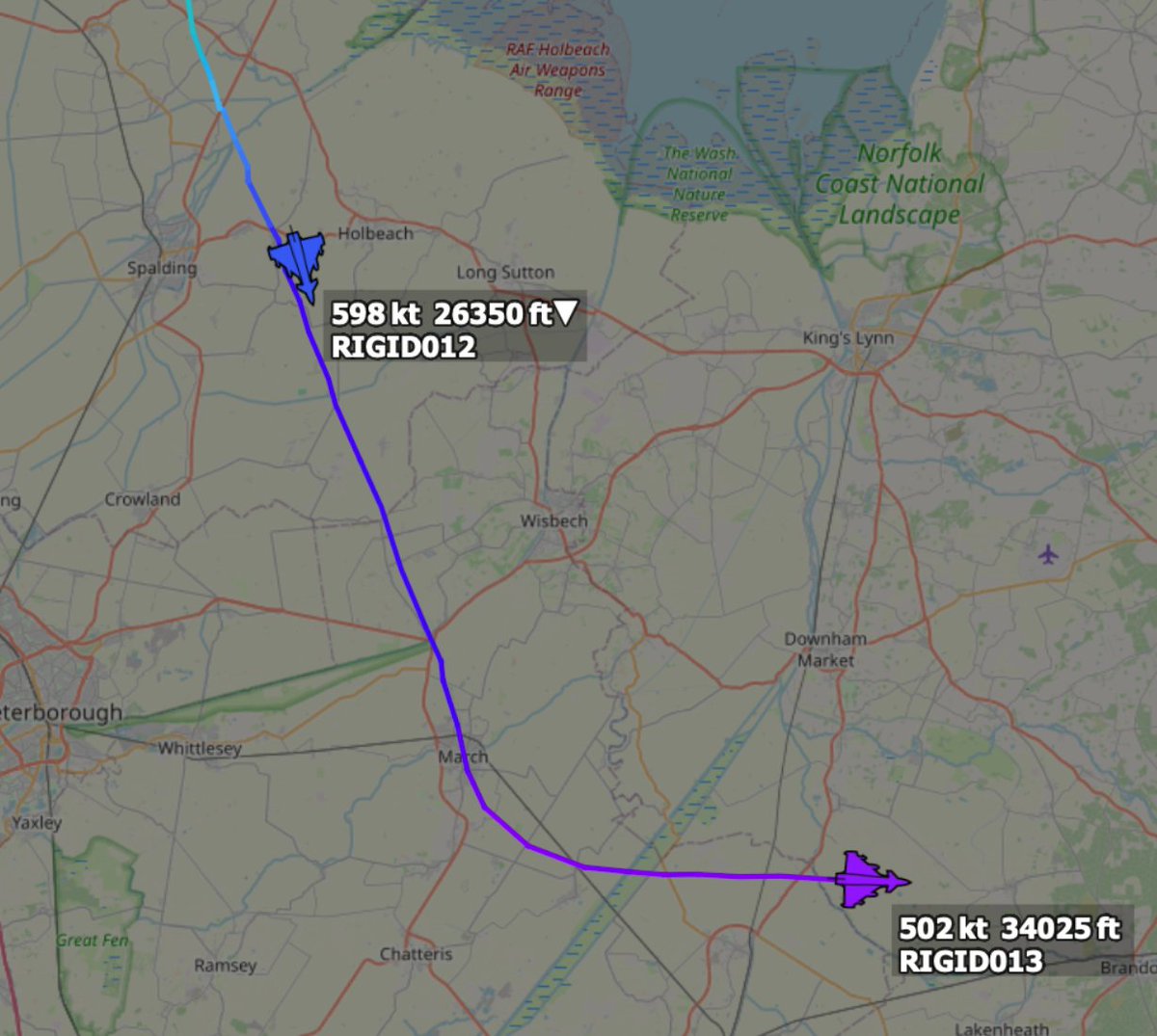 ArmchairAdml's tweet photo. #RAF Royal Air Force - NATO Air Policing / Quick Reaction Alert 🚨

Eurofighter Typhoon FGR.4 2x:
#43C60B ZK302 - RIGID013
#43C6D0 ZK318 - RIGID012

Two RAF Typhoon's scrambled for a QRA squawking 1326.

1/n https://t.co/tvosW0wJc1