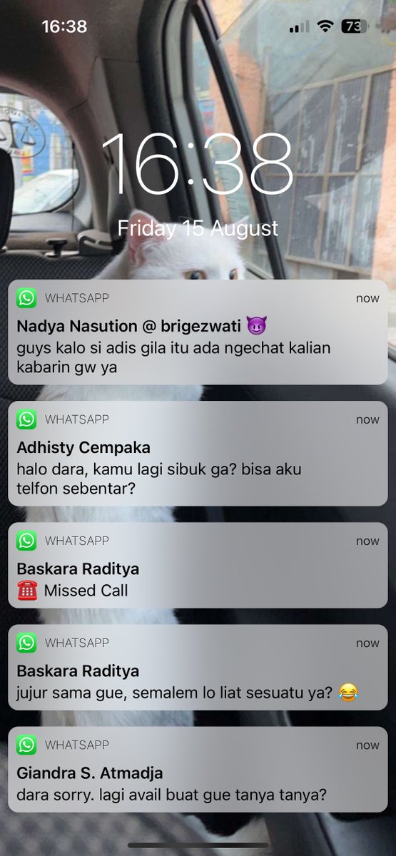 seokjinjuseyyo's tweet image. siapa yang bohong?