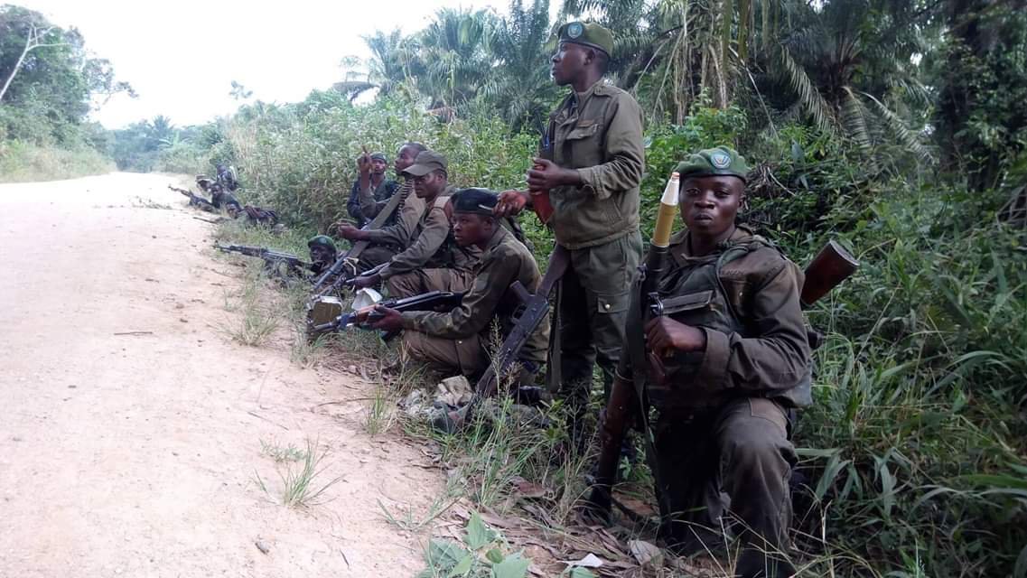 Sud-Kivu – 14 août : Les #Wazalendo RM, soutenus par l’artillerie #FARDC, ont infligé une lourde défaite au #M23 sur l’axe Kankinda-Mulamba. Après 4h de combats intenses, l’axe passe sous contrôle Wazalendo. Le M23, en déroute, perd plusieurs hommes et munitions avant de fuir