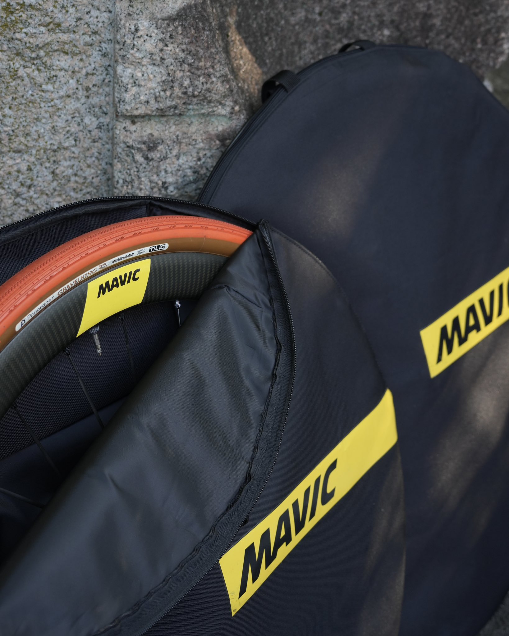 MAVIC - 【販売終了済】★MAVIC　&amp;　SHIMANO LARGE HAB REAR ♪ 販売終了済】☆MAVIC & SHIMANO LARGE HAB REAR ♪
