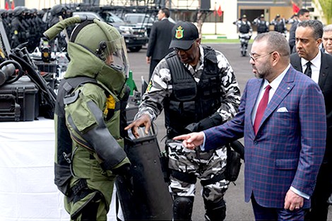 🔴 الاستخبارات المغربية… درع السيادة في زمن الفوضى الهجينة !!

في زمن تتسارع فيه التهديدات وتتشابك فيه الحروب الهجينة، يقف المغرب بمنظومته الاستخباراتية كجدار منيع وحصن متقدم.
تحت قيادة جلالة الملك محمد السادس نصره الله، جناحان أساسيان: المديرية العامة لمراقبة التراب الوطني