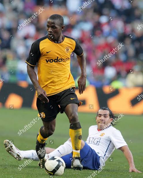 MuziMkhz's tweet photo. Name better Defensive Midfielder than Tinashe Nengomashe in South African football League❤️ I'll be waiting https://t.co/n3u18aG2oQ