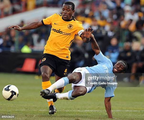 MuziMkhz's tweet photo. Name better Defensive Midfielder than Tinashe Nengomashe in South African football League❤️ I'll be waiting https://t.co/n3u18aG2oQ