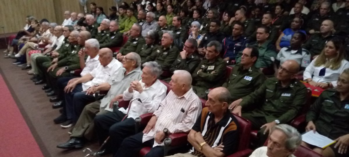 La conmemoración del aniversario 60 de la construcción del Partido Comunista de #Cuba en el Minint ha generado un amplio plan de actividades en órganos ministeriales y jefaturas provinciales del organismo con el digno homenaje a los constructores y fundadores.