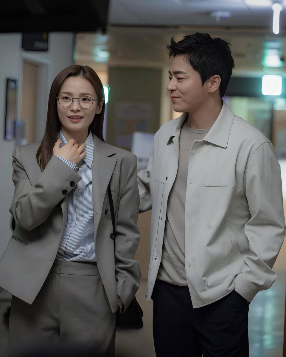 “It was fun and delightful to film with Mido again after such a long time. Even though it took quite a while as we had a lot to shoot, it was just really really enjoyable.” #조정석 #전미도 #익송 

m.entertain.naver.com/home/article/1…