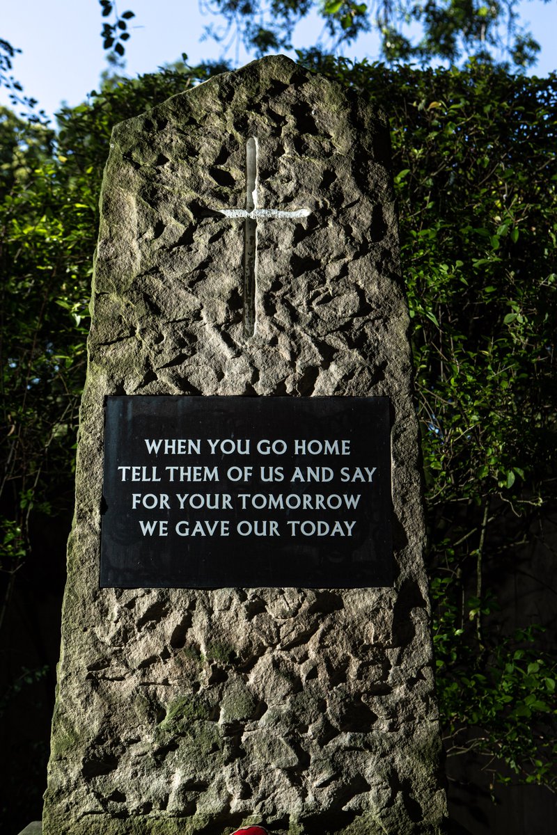 KohimaEdTrust's tweet photo. As the VJ day 80th anniversary service is about to begin at the @Nat_Mem_Arb we remember the words of the Kohima epitaph engraved on the memorial to the 2nd Division in the cemetery at Kohima, a copy of which is in Dean's Park @York_Minster https://t.co/MEzDy2RhlP