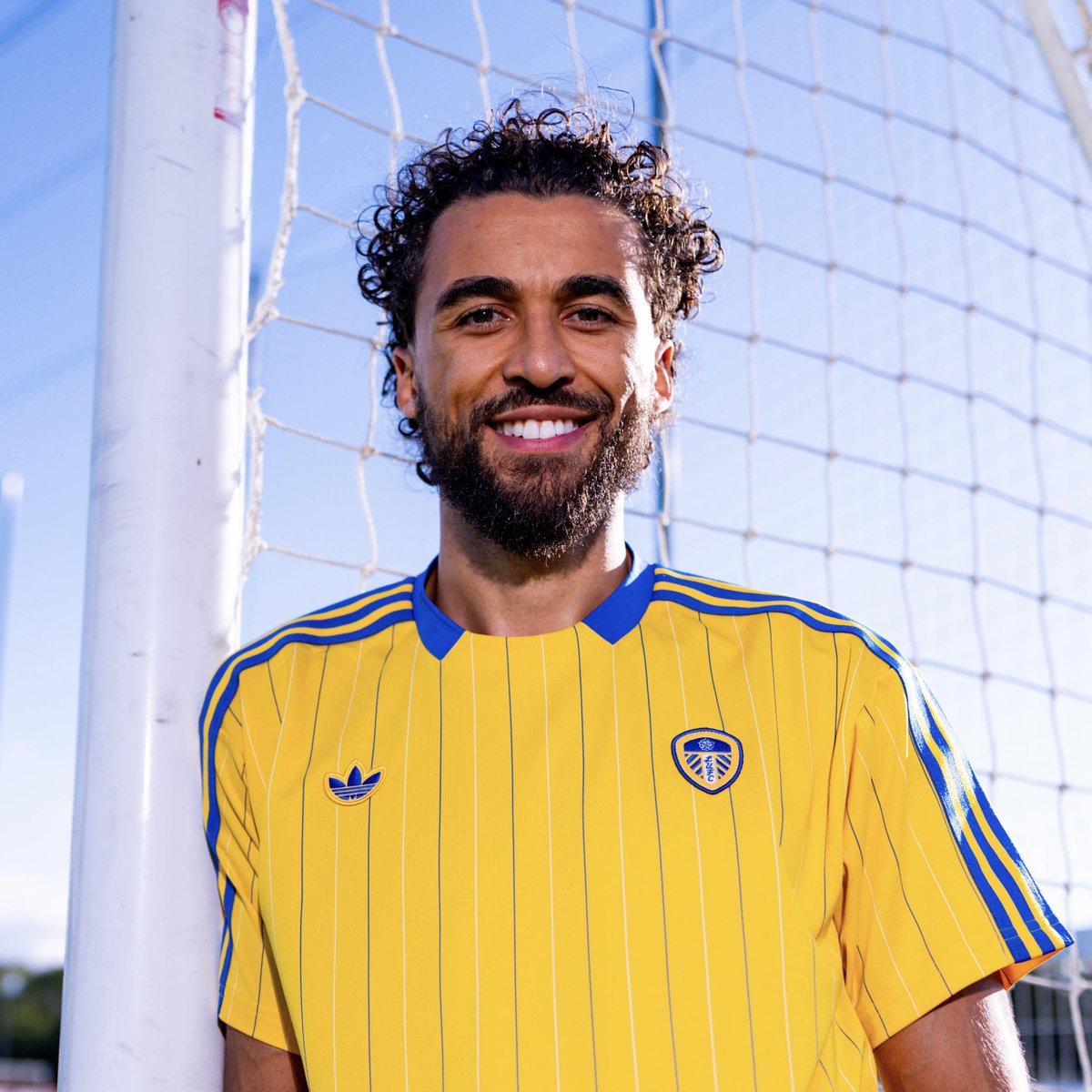 Leeds United tweet media