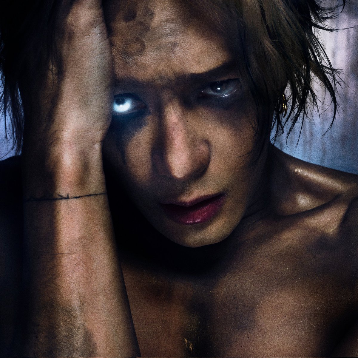 [HT] Jackson Wang (<a href="/JacksonWang852/">Jackson Wang</a>) 3rd Full Album <MAGICMAN 2> 

DAY 1: 32,154
DAY 2: 00,144
DAY 3: 00,246
DAY 4: 07,338
DAY 5: 00,448 

TOTAL: 40,330 

#JacksonWang #잭슨