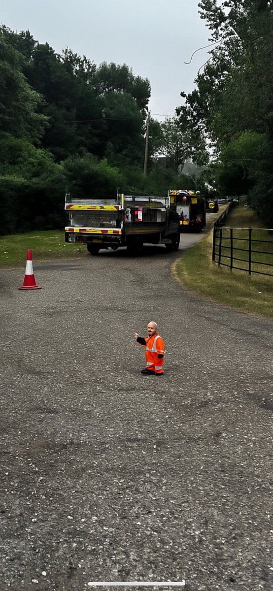 sulsoncod's tweet image. Met this guy at work today. Wicked little guy👊🏼