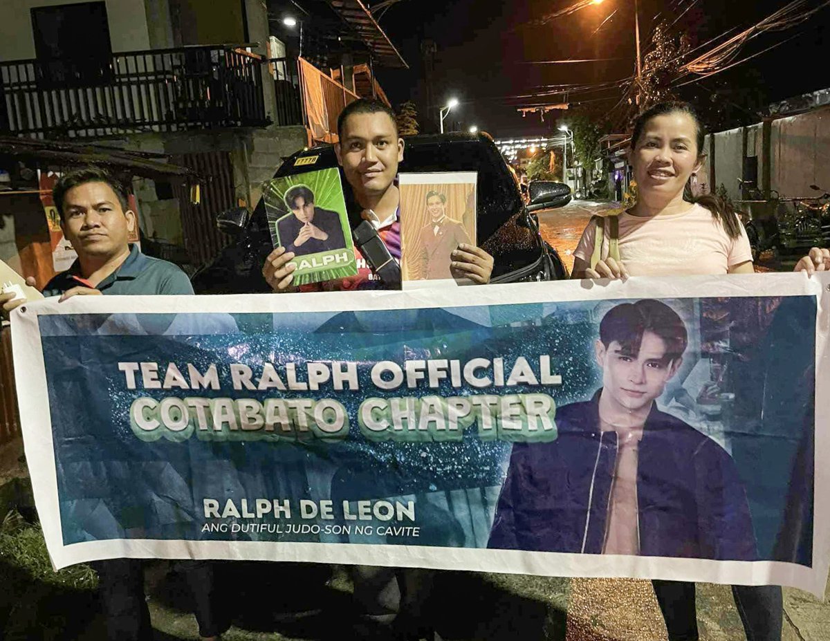 RalphTeamOFC's tweet photo. SUMAKSES ANG ATING SAING KING SA MALL TOUR!
We would like to express our heartwarming gratitude to our Team Live who devoted their time and effort to support our Saing King Ralph de Leon and the rest of the PBB Celeb Collab Kapamilya housemates at the KCC Mall Show tonight in Cotabato.
To our Ralphmates from Cotabato and the KCC organizers, thank you so much for embracing Ralph with your warmest welcome in your beloved hometown!
To our best boy Ralph, you made the Ralphmates proud and happy when they watched you perform before the roaring crowd!
See you at KCC Gen San on Sunday!
#RalphDeLeon | Ralph De Leon | @ralph_dL
