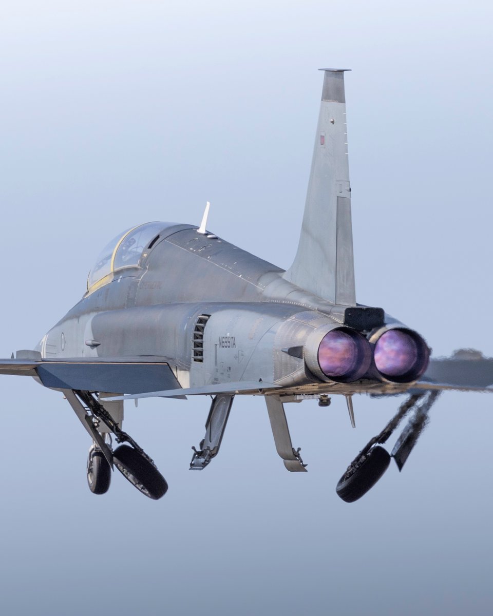 rookisaacman's tweet image. Migs are cool, but F-5s are much more patriotic 🇺🇸 The first of five jets has been delivered, with a cool space-paint scheme in works! Expect to see them at rocket launches, space-related airshows, charity events and hopefully as part of the America 250 celebrations 🇺🇸