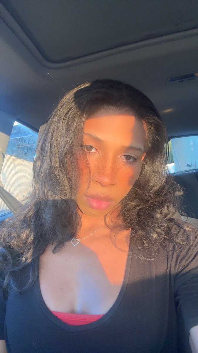 liil_di's tweet photo. Golden hour #trans #transgender #explore https://t.co/uu1uBlIkJ5