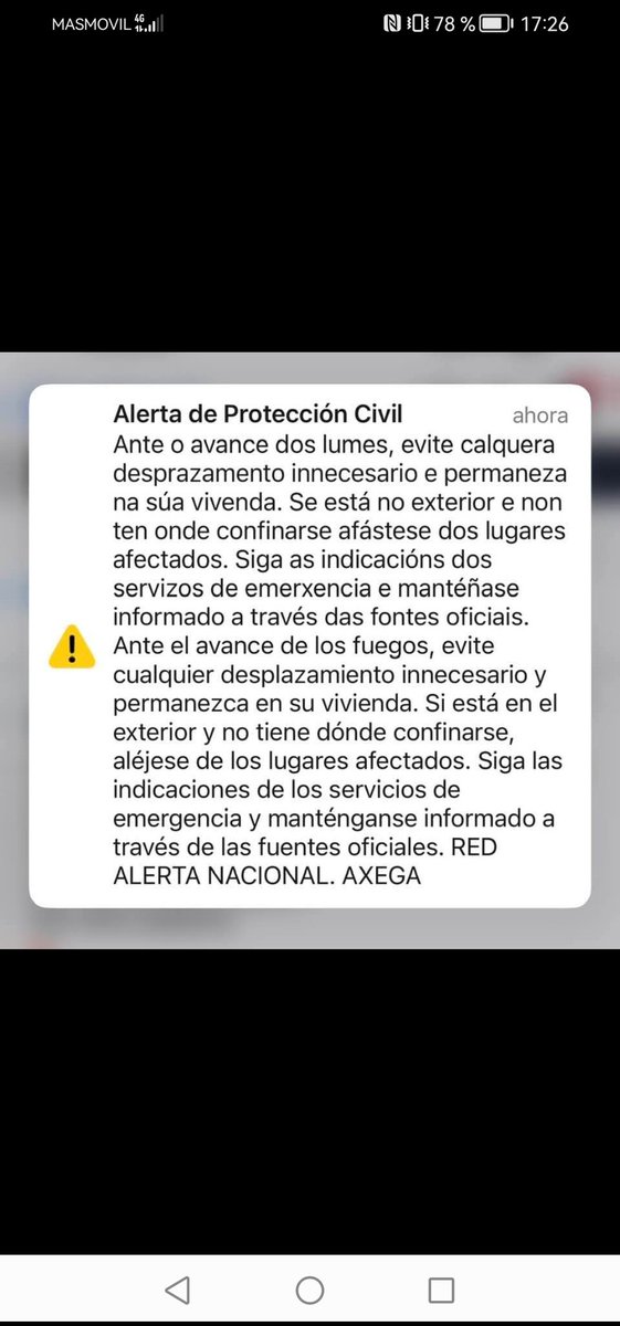 Dakilcabo's tweet photo. Ourense ardiendo, mensaje de alarma a la población de Xinzo de Limia, animales muertos, casas, granjas quemadas, la ciudad cubierta de humo, el incendio más grande ya de la historia de Galicia! Rueda no eleva a nivel 3, Feijóo en Castilla y La TVG hablando de jamón y verbenas! https://t.co/pG44gOFRUk