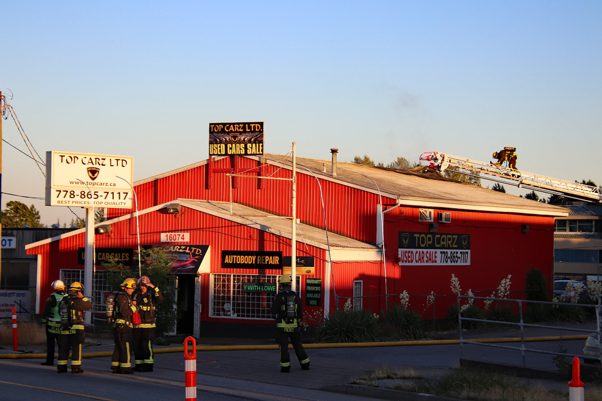News Chaser (@1stduemedia) on Twitter photo July 15th in Surrey - Crews responded to a fire at a commercial building on Fraser Hwy near 160th St. <a href="/Local1271/">Surrey Fire Fighters</a> <a href="/IAFFCanada/">IAFF Canada Fire Fighters - Pompiers AIP Canada</a> <a href="/bcpffa/">BCPFFA</a> <a href="/SafetekProfire/">Safetek Profire</a> July 15th in Surrey - Crews responded to a fire at a commercial building on Fraser Hwy near 160th St. <a href="/Local1271/">Surrey Fire Fighters</a> <a href="/IAFFCanada/">IAFF Canada Fire Fighters - Pompiers AIP Canada</a> <a href="/bcpffa/">BCPFFA</a> <a href="/SafetekProfire/">Safetek Profire</a>
