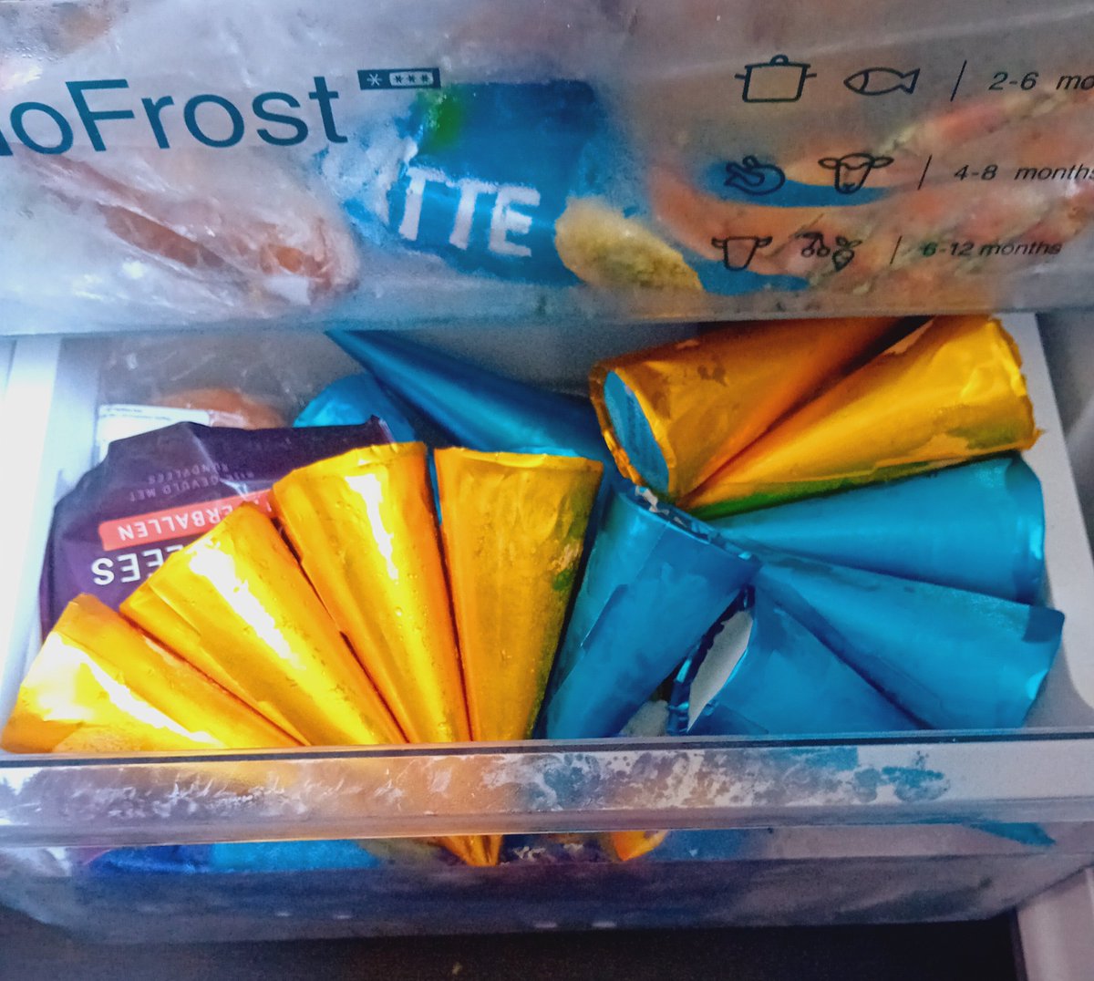 Ik kan er voorlopig weer tegenaan😎 #Caramel #Chocola #Cornetto's