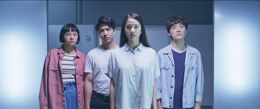 NikhilPoojary01's tweet photo. Deep (2.75/5🌟)
Thai (2021) (U/A)

"Four high school students join a secret neuroscience experiment where they’re not allowed to sleep until the level is complete"

Idea is interesting, but the execution is pretty bad....

Avilable In Netflix (Thai &amp; Eng Dub)
#DeepMovie https://t.co/LxRlGCFVi1