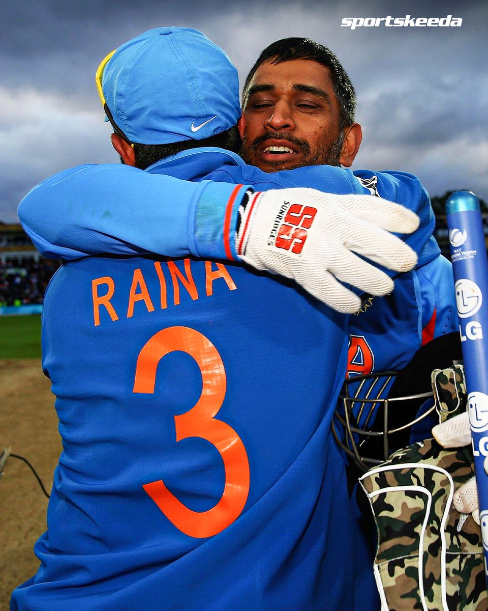 Sportskeeda's tweet image. Two legends, one bond! ❤️🇮🇳

MS Dhoni &amp;amp; Suresh Raina — best friends on and off the field, retiring together and leaving a lifetime of memories. ✨🤩

#SureshRaina #MSDhoni #Retirement #India #Sportskeeda