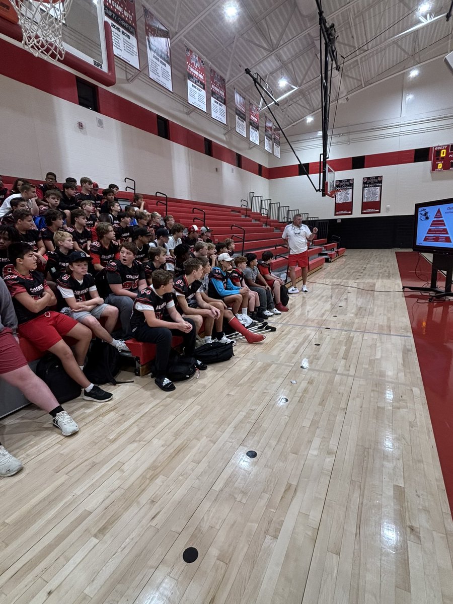 Game Day! 

Blessed and thankful for the Moms Club who cooks our weekly Game Day Breakfast!

We also started our MS Character Education class this morning with Coach Puckett!

Thankful for those that constantly invest in our young men!

It’s ALWAYS a great day to be a Warrior!