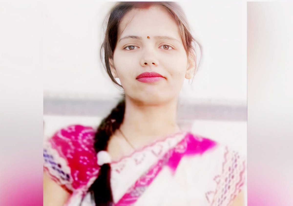 Meet Babli from Agra, UP

> Got into an affair with Prem Singh
> Deleted husband with lover
> 8 year old son took his own life because of that
> She was sent to prison
> Got out in just 5 years
> Invited father in law
> Deleted him

How did she get out in just 5 years?