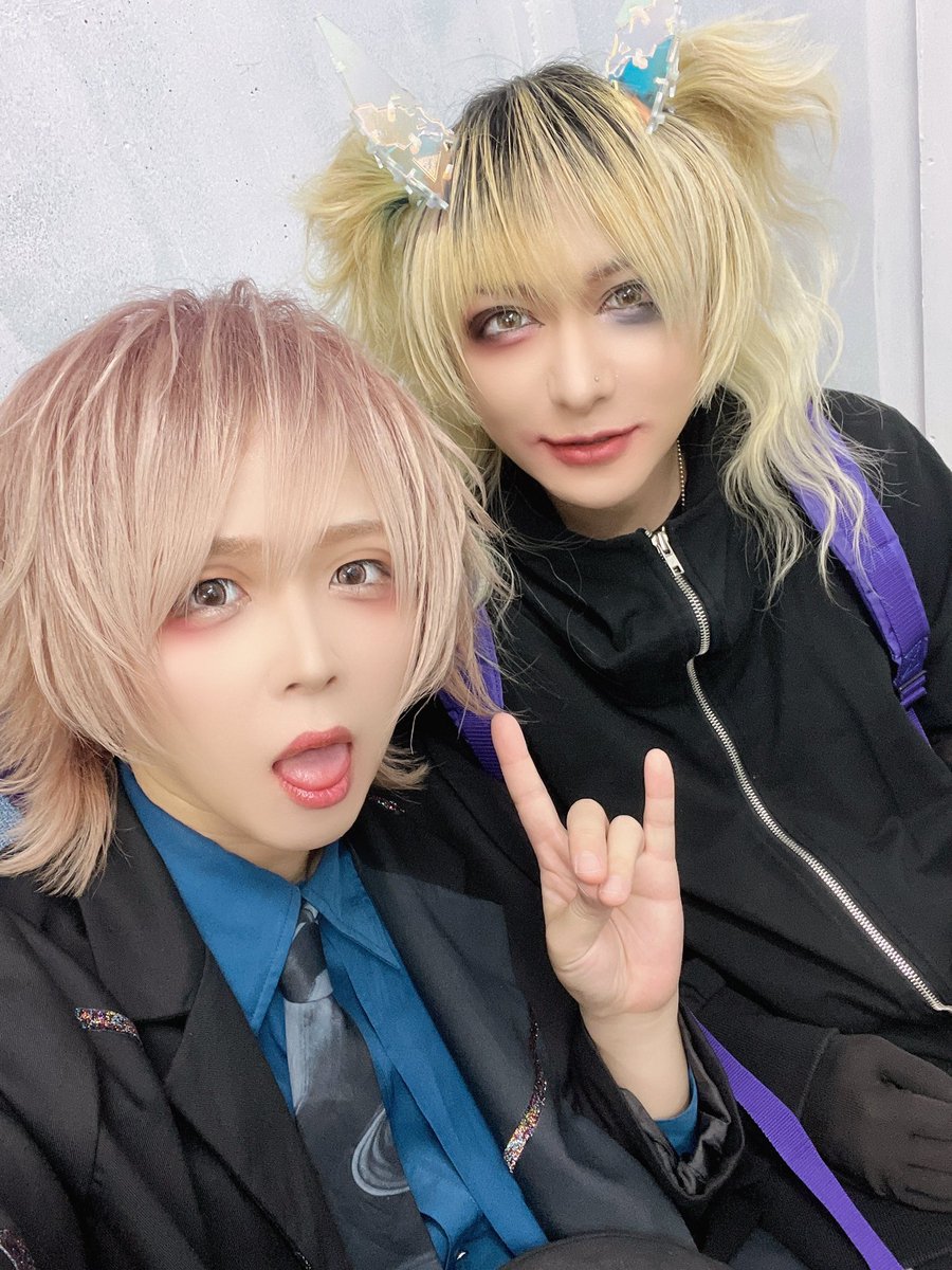 新品★V系★R指定★初回限定盤★スロウデイズ★マモ★Z★楓★七星 VISUAL IS DEAD (初回限定盤) / R指定 | V系バンドの経歴まとめ