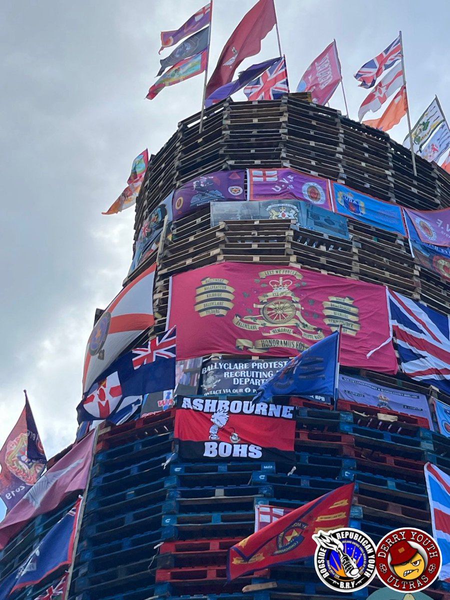 FREE DERRY SAYS F**K BOHS HIPSTER RATS THE BOGSIDE NEVER FORGETS SEE YOU SOON🔨