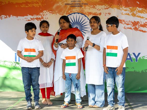 indiainjoburg's tweet photo. The Consulate General of India, Johannesburg, celebrated India’s 79th Independence Day, honoring our freedom fighters and reaffirming our commitment to ideals they stood for. 🇮🇳 #IndependenceDay #IndiaSA #JaiHind https://t.co/u9NE5ClaG0