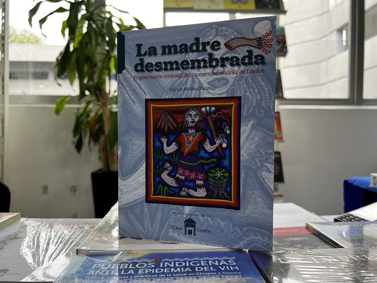 En unos momentos en la <a href="/iiaunam/">Instituto de Investigaciones Antropológicas - UNAM</a>…
Si estás en #CU, te esperamos a la presentación «La madre desmembrada. Fragmentación territorial de la comunidad wixárika de Tateikie», de Héctor Medina Miranda. 
En la 17 Feria del Libro Antropológico 📚
A las 10:00 comenzamos.