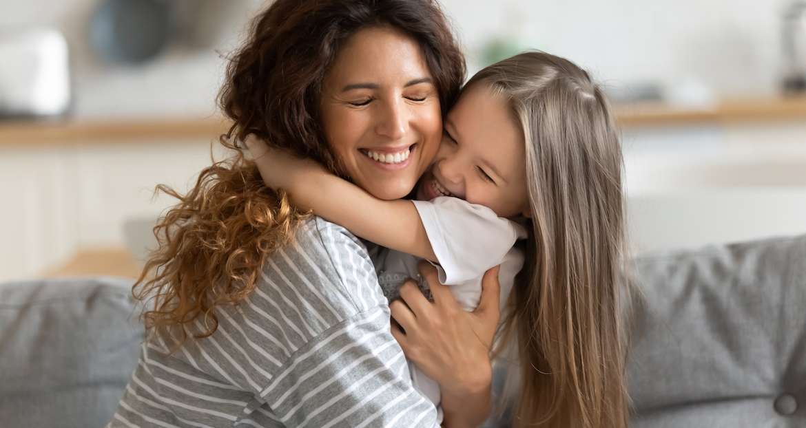 ReflectionSci's tweet image. As parents, your calm presence can be the anchor your child needs during emotional storms. Practice co-regulation to help them navigate their feelings and build resilience.
#Parenting #CoRegulation #EmotionalDevelopment #resilience
ow.ly/HUrH50WCnKI