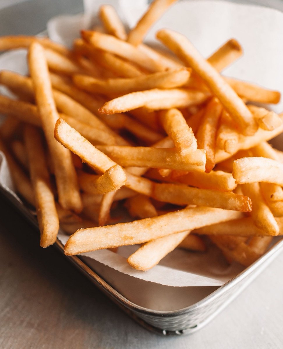 Upper Crust Pizza & Chicken tweet media