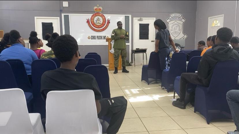 Sgt. 3543 Keiarj McKenzie Sr. &amp; W/DC 4781 Kardinia Chery spoke to Second Chance Program participants on drug trends, overdose, self-respect &amp; communication. The session was well received. Thanks to Commissioner Shanta Knowles &amp; DEU for their strong support. #CommunityImpact