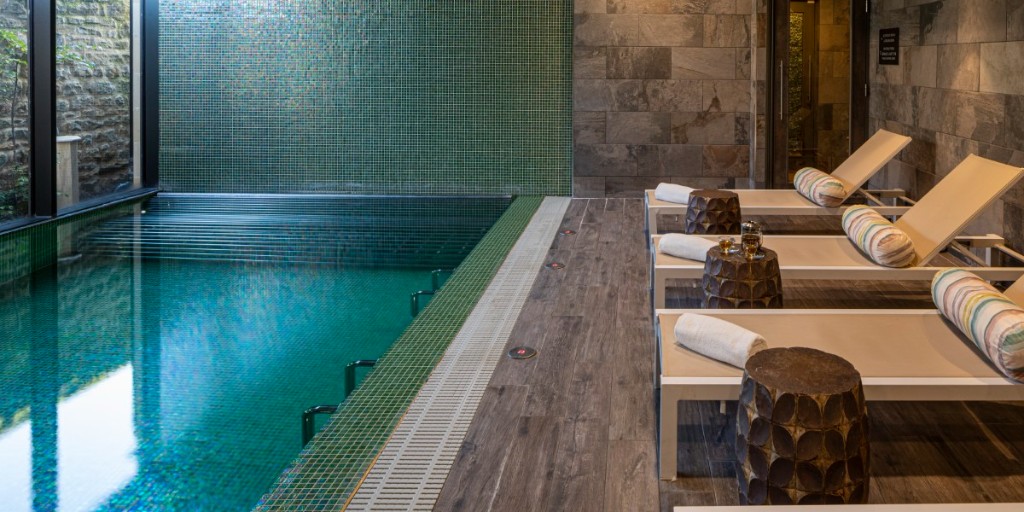 It's National Relaxation Day!

Carve out some time to relax, restore, and renew, whether with a day-long Wellness Spa Day or catching the last of the sun’s rays with a Sundown Spa.

Book now: swintonestate.com/countrycluband… 

#swintonestate #nationalrelaxationday #spaday