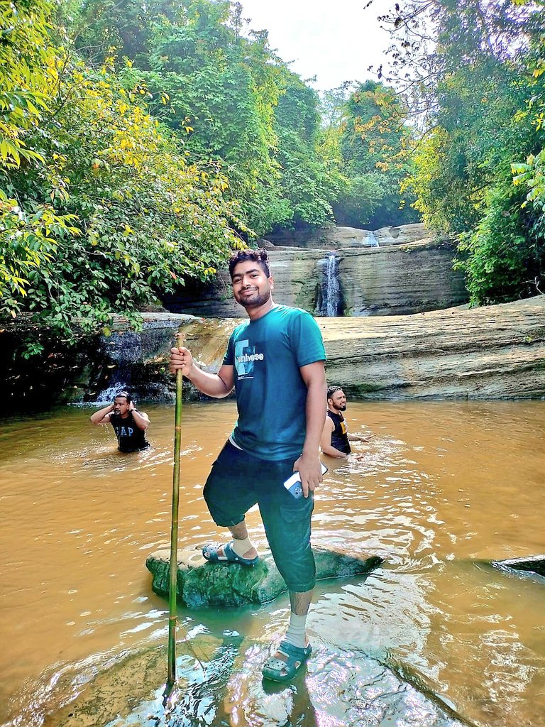 খৈয়াছড়ি ঝর্ণা সীতাকুণ্ড চট্টগ্রাম