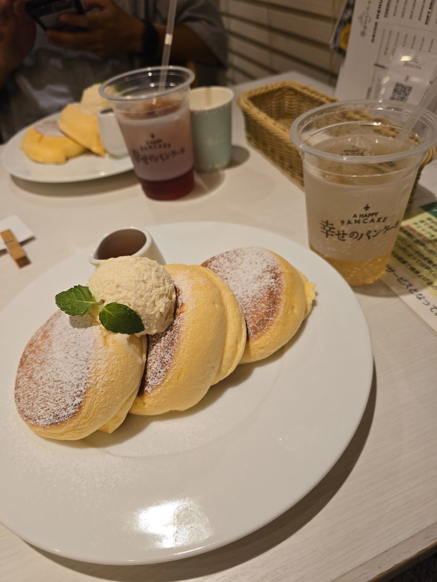 日本橋でパフェ食べて、銀座でパンケーキ食べてしあわせ感じた😌