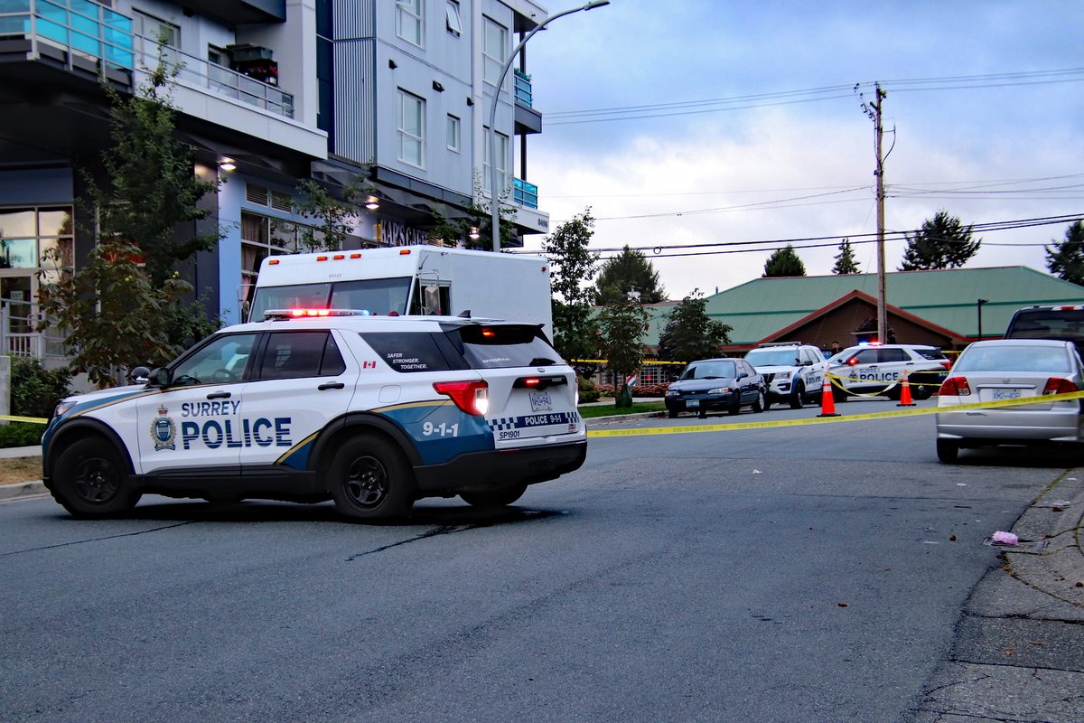 News Chaser (@1stduemedia) on Twitter photo Aug 7 in Surrey - The Kapil Sharma owned Kap's Cafe on Scott Rd was shot at for the 2nd time in a month, luckily no injuries reported. <a href="/surreyps/">Surrey Police Service</a> Aug 7 in Surrey - The Kapil Sharma owned Kap's Cafe on Scott Rd was shot at for the 2nd time in a month, luckily no injuries reported. <a href="/surreyps/">Surrey Police Service</a>